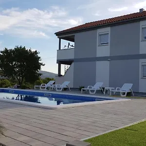  Apartament Zanic