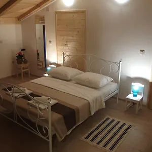 Casetta 3*, Novaki Motovunski Croazia