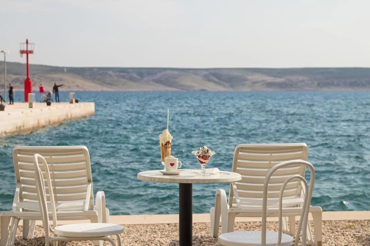 Nocleg ze śniadaniem Bed and Breakfast Pansion Andelko Starigrad Paklenica Chorwacja